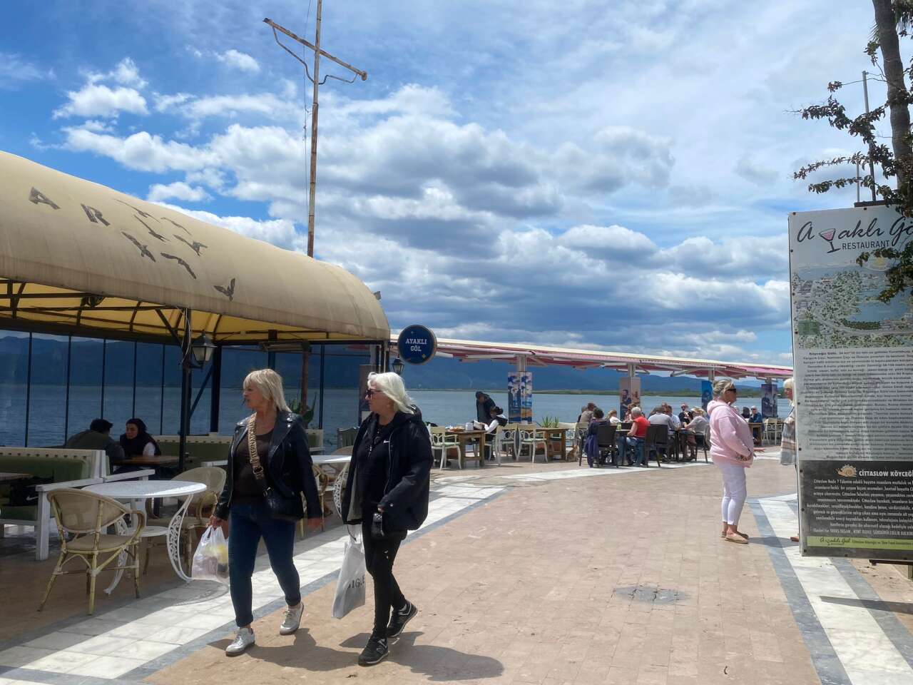 Köyceğiz Kordonu’nda Turizm Sezonu Açıldı: Esnafın Yüzü Güldü 3